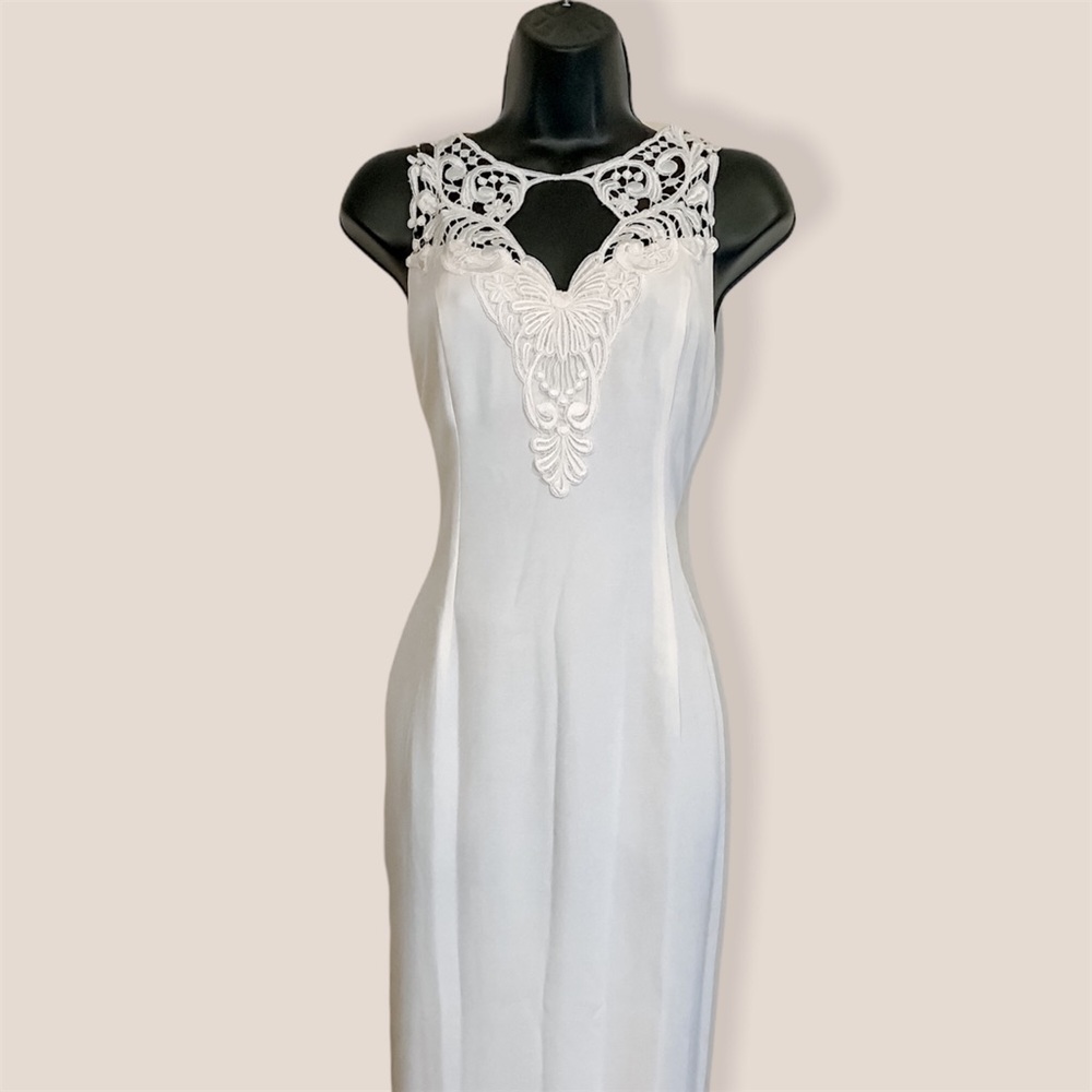 Vintage 1980s Wedding Dress - Picture 12 of 16